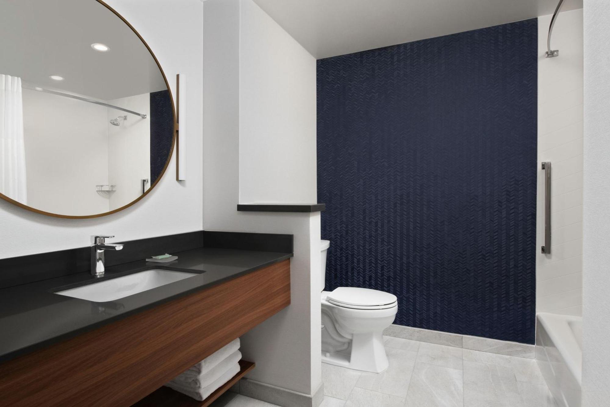 Fairfield By Marriott Inn & Suites Chino Exteriör bild